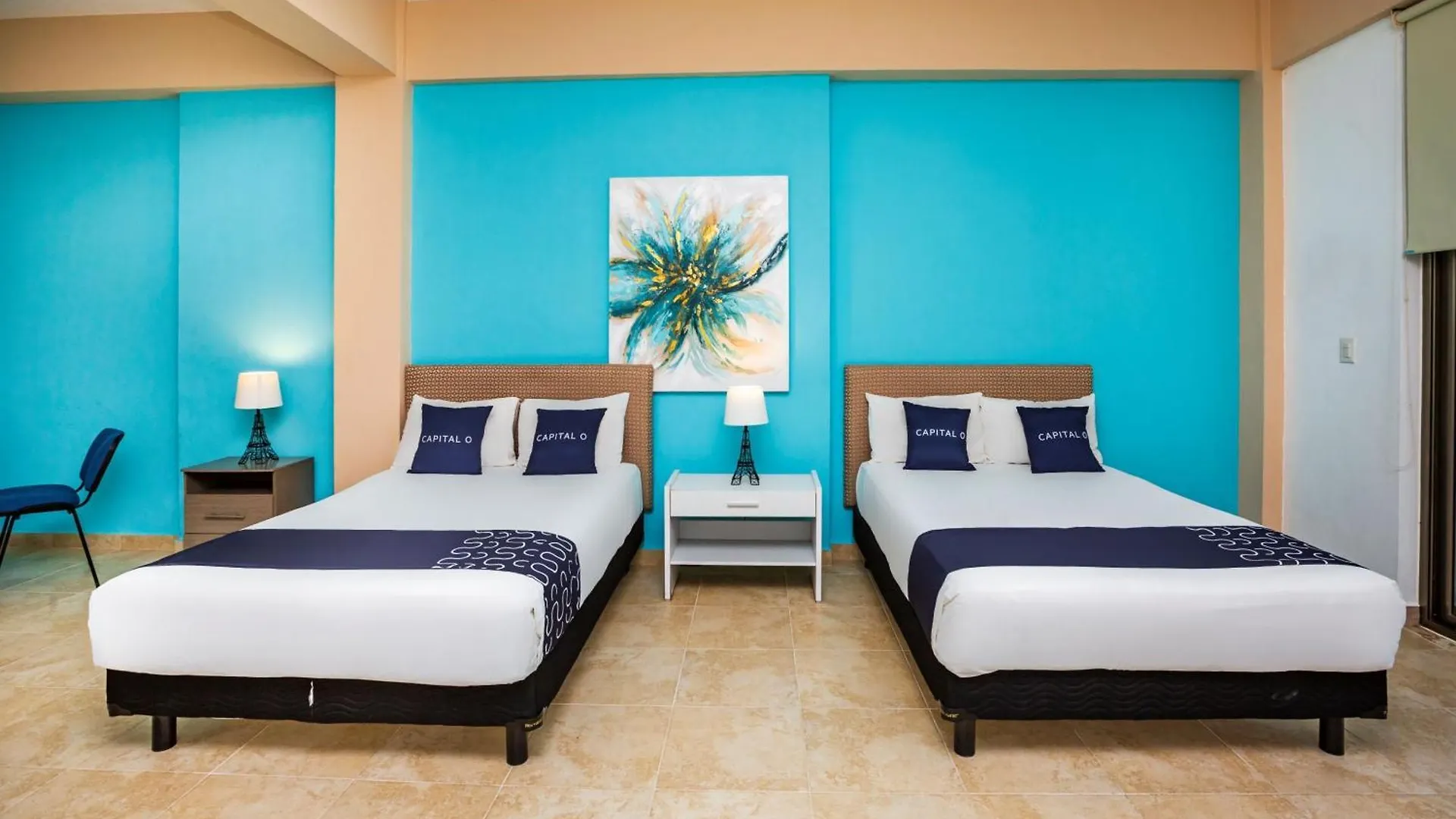 Hotel Capital O Cancun International Airport 24 7