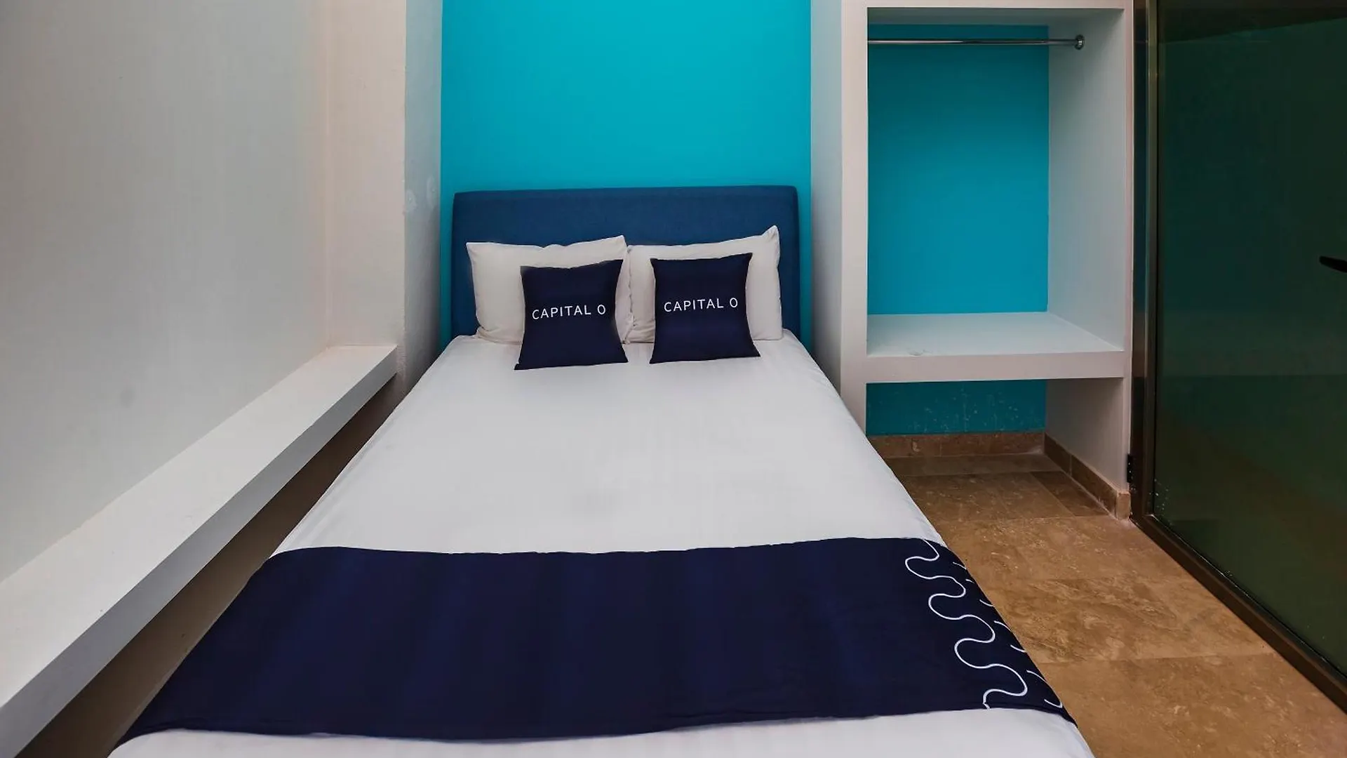 Hotel Capital O Cancun International Airport 24 7