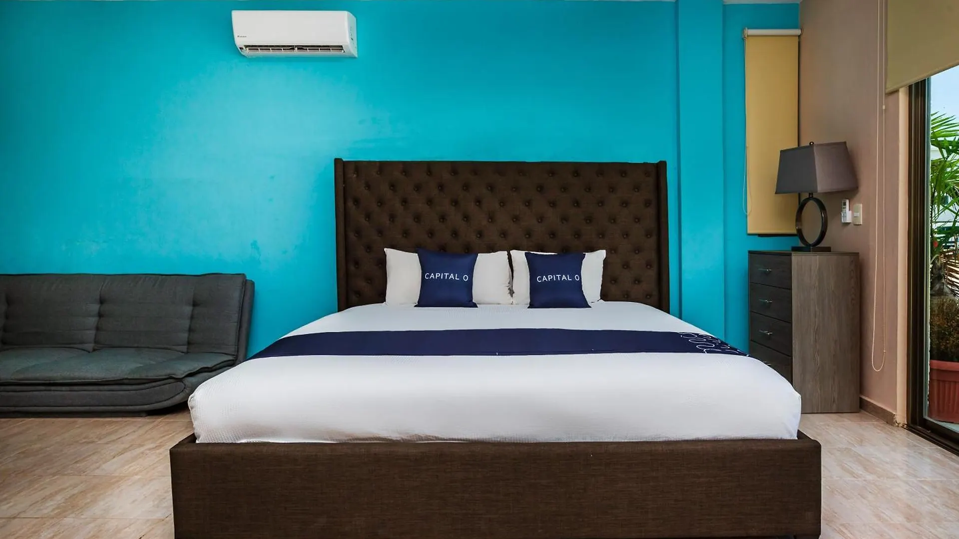 Hotel Capital O Cancun International Airport 24 7